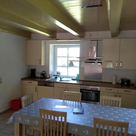 Fuer 4 Personen Und 2 In Tuelauer Koog, Schleswig-holstein Kreis Nordfriesland Apartment *